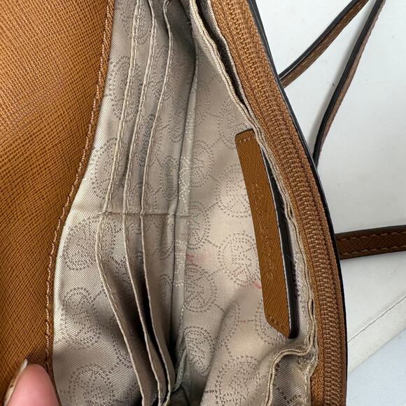 Michael Kors Crossbody Flap Top Bag Chain Wax Canvas Tan Gold - Picture 7 of 10